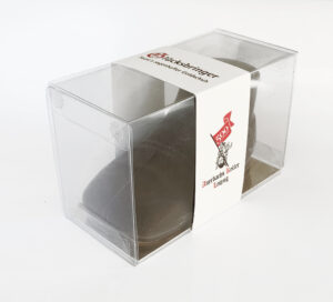 Faust's Schokoladenschuh mit Goldstaub in der Verpackung